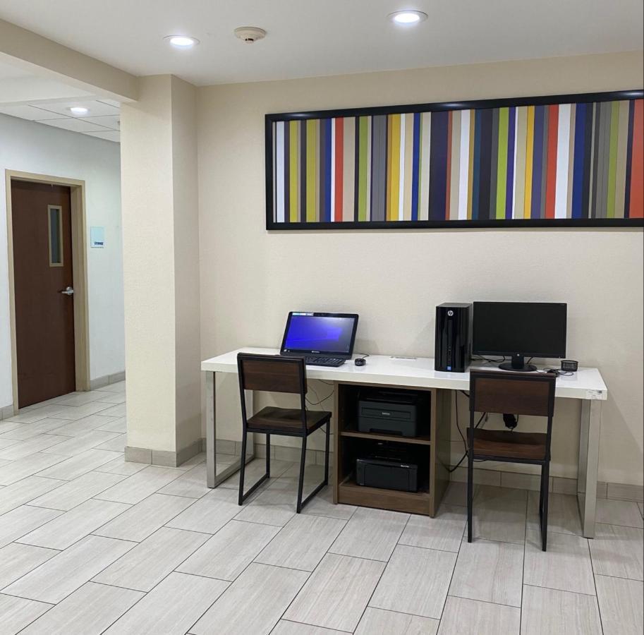 Holiday Inn Express Hotel & Suites Hope Mills-Fayetteville Airport By Ihg Luaran gambar